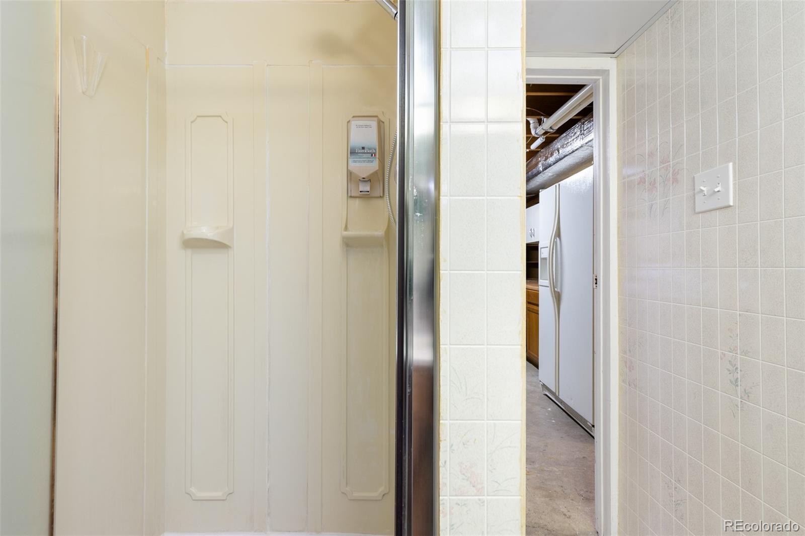 MLS Image #39 for 3095 s zurich court,denver, Colorado