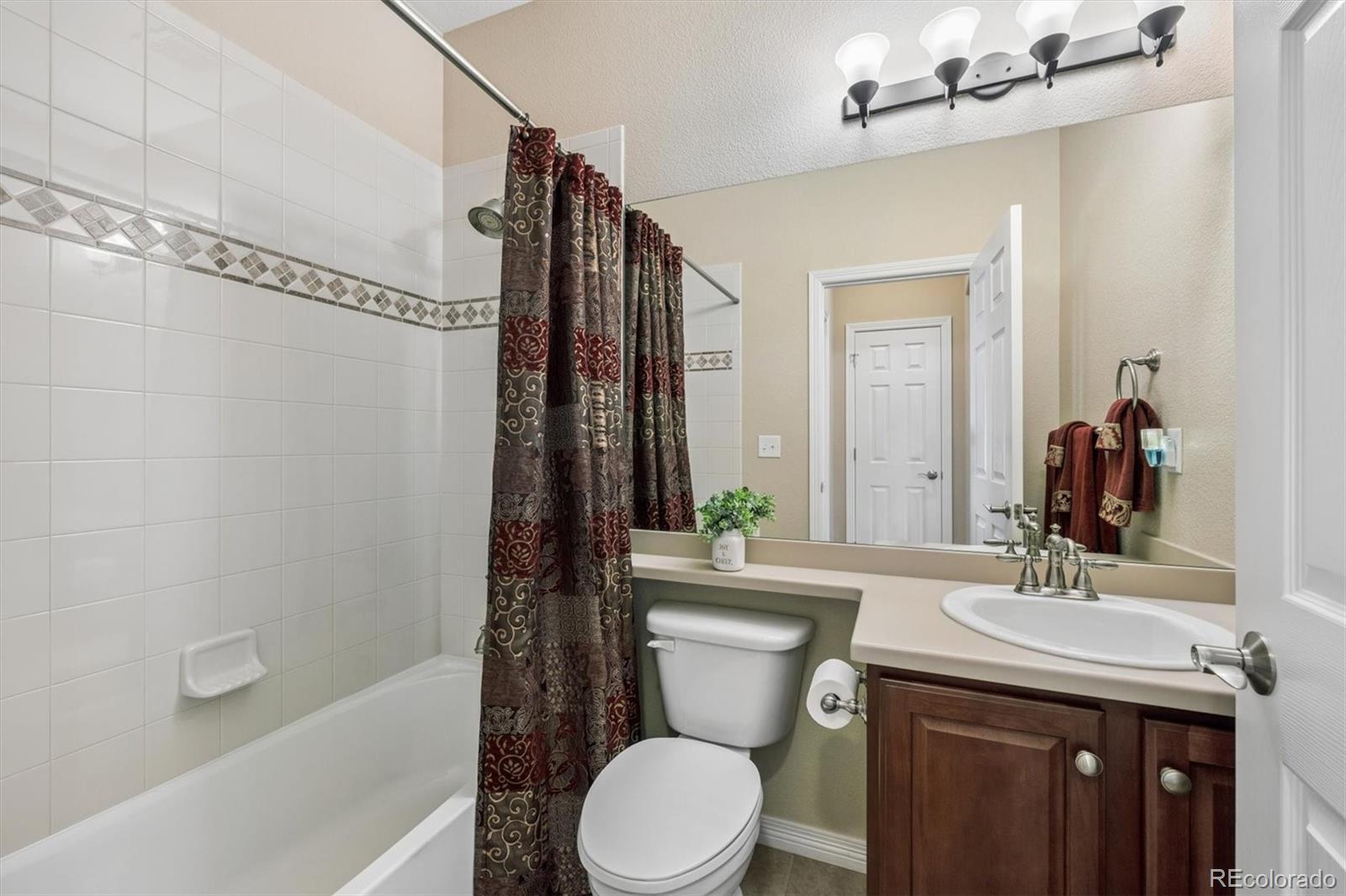 MLS Image #10 for 22230 e euclid drive,aurora, Colorado
