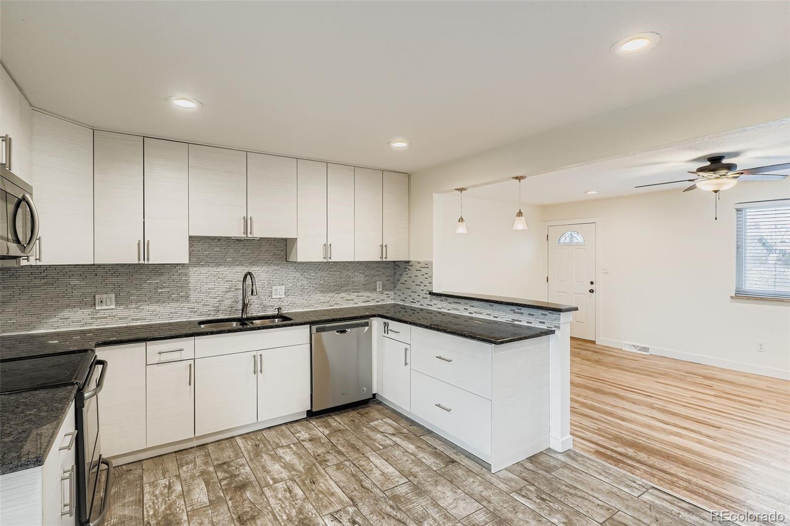 MLS Image #4 for 7796 w mexico place,lakewood, Colorado