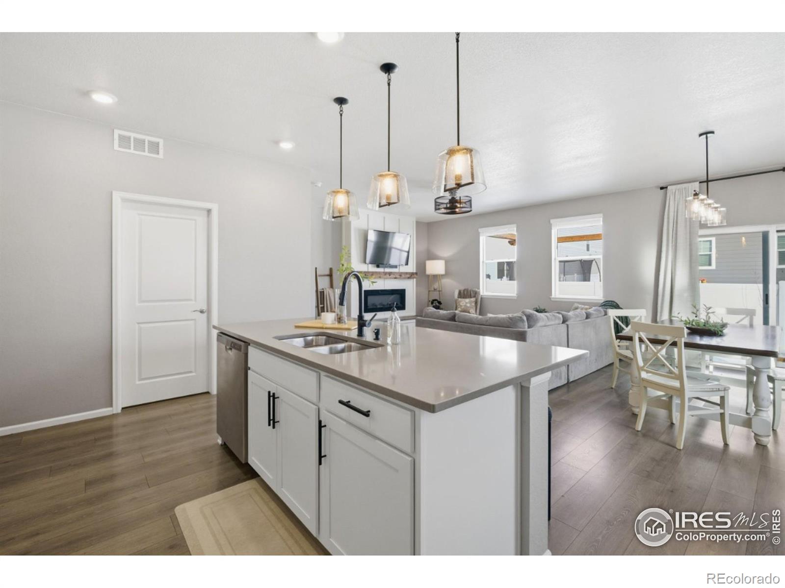 MLS Image #10 for 1572  illingworth drive,windsor, Colorado