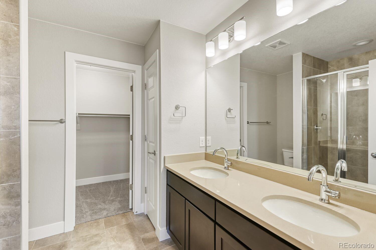 MLS Image #10 for 16244 e 47th drive ,denver, Colorado