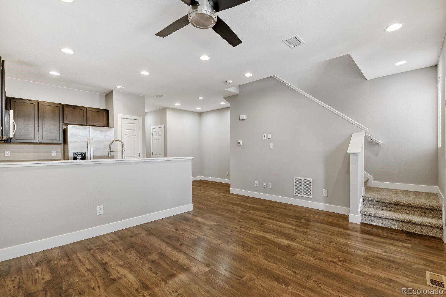 MLS Image #6 for 16244 e 47th drive ,denver, Colorado