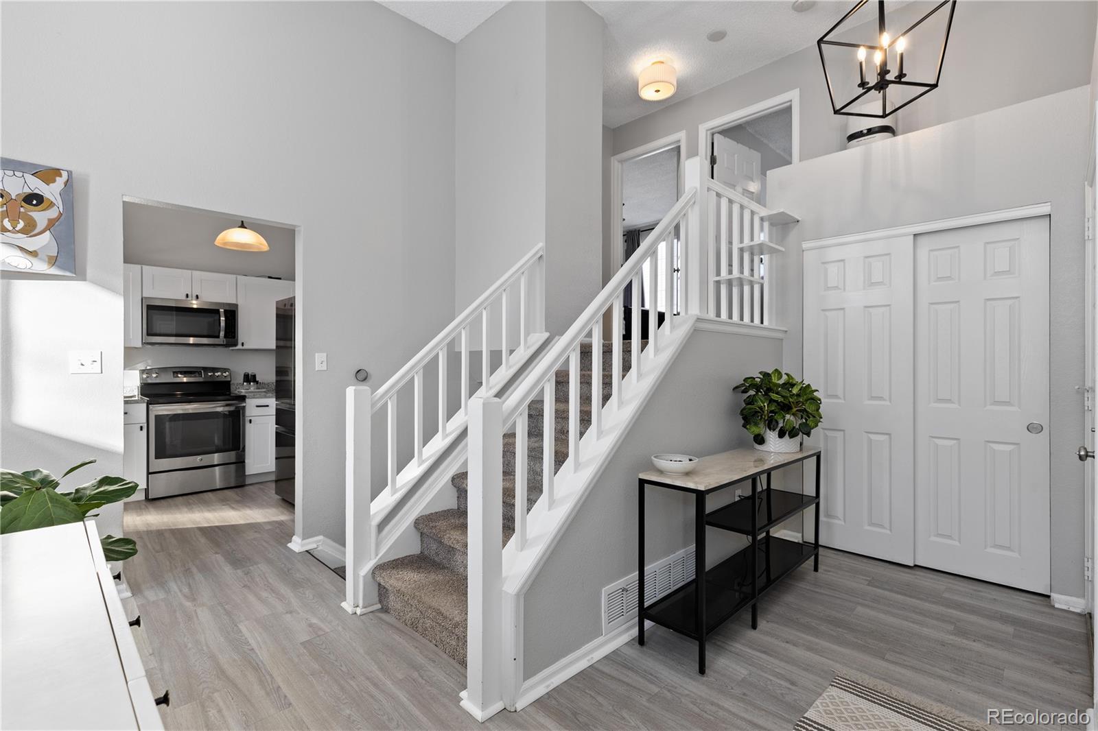 MLS Image #2 for 9364  cattail court,highlands ranch, Colorado
