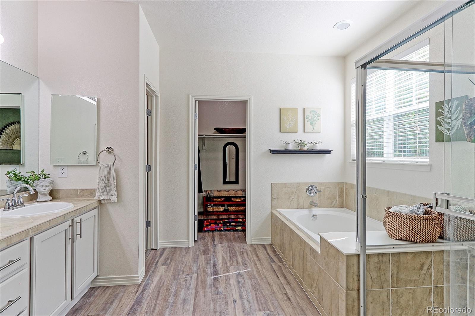 MLS Image #14 for 14228  waterside lane,broomfield, Colorado