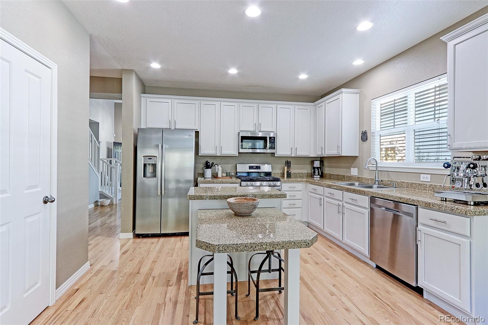 MLS Image #8 for 14228  waterside lane,broomfield, Colorado