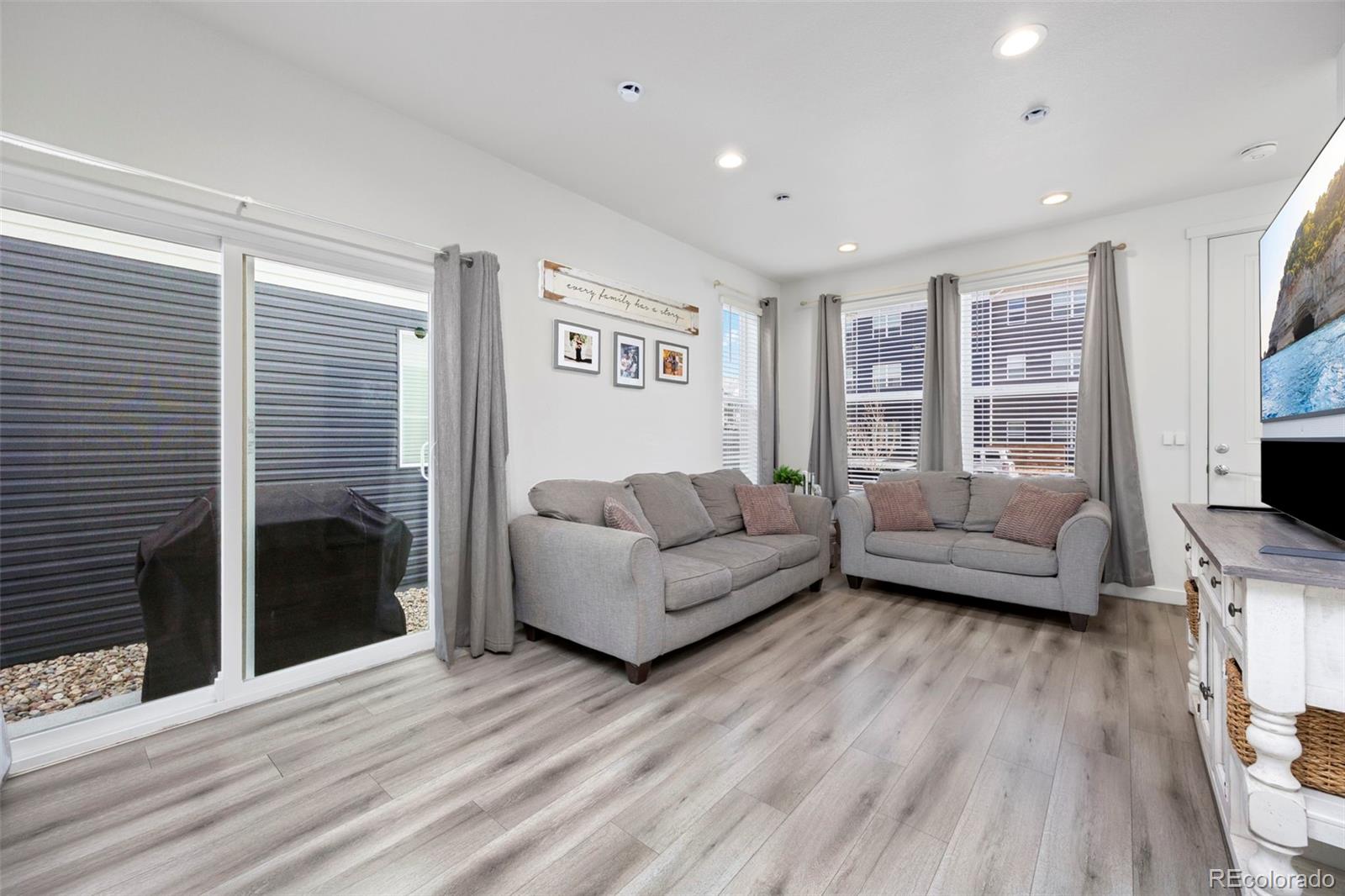 MLS Image #1 for 4999 n yampa street,denver, Colorado