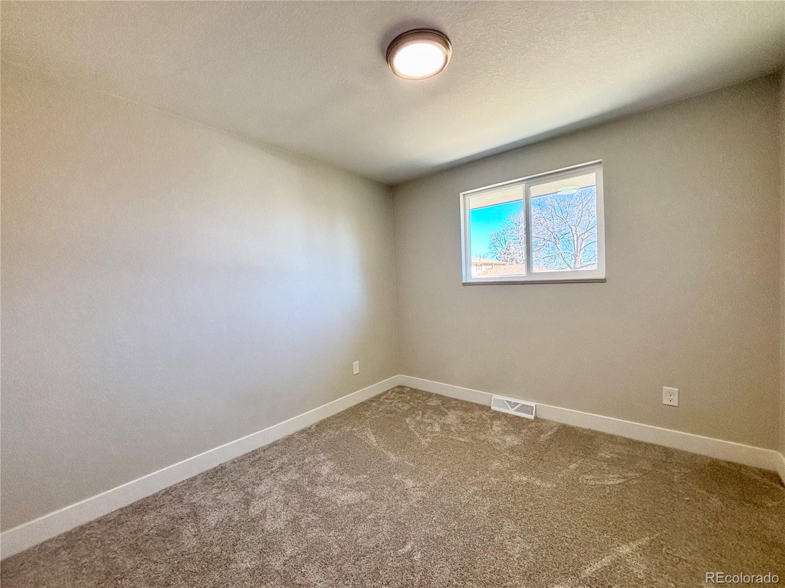 MLS Image #16 for 7629 s fenton street,littleton, Colorado
