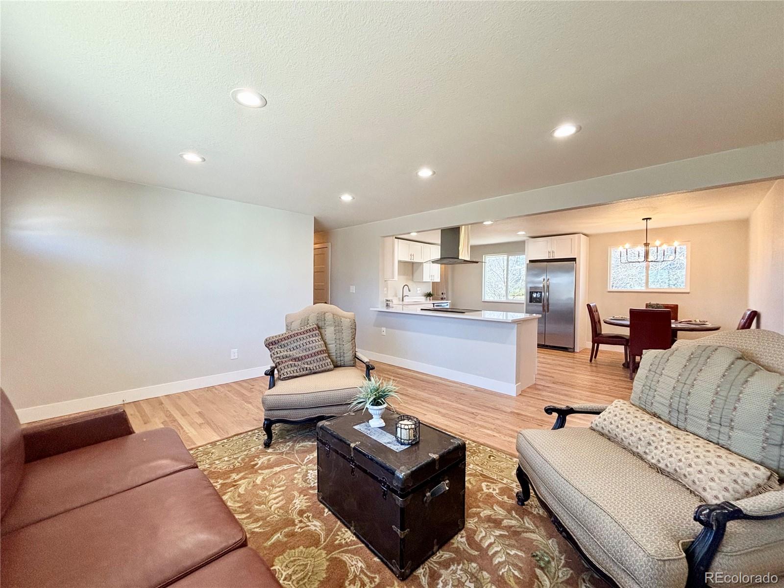 MLS Image #2 for 7629 s fenton street,littleton, Colorado