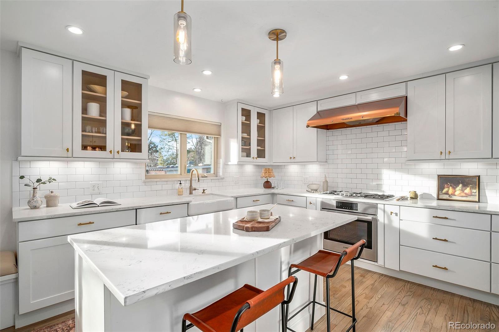 MLS Image #4 for 3090 s franklin street,denver, Colorado