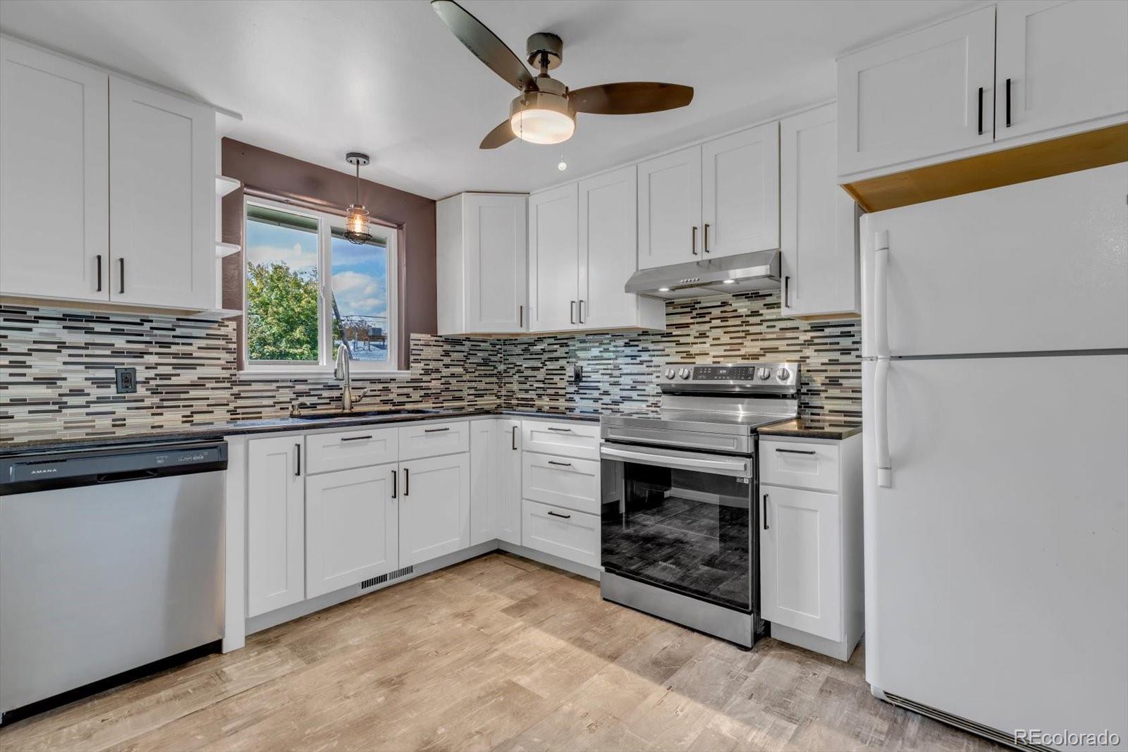 MLS Image #4 for 4151 s galapago street,englewood, Colorado