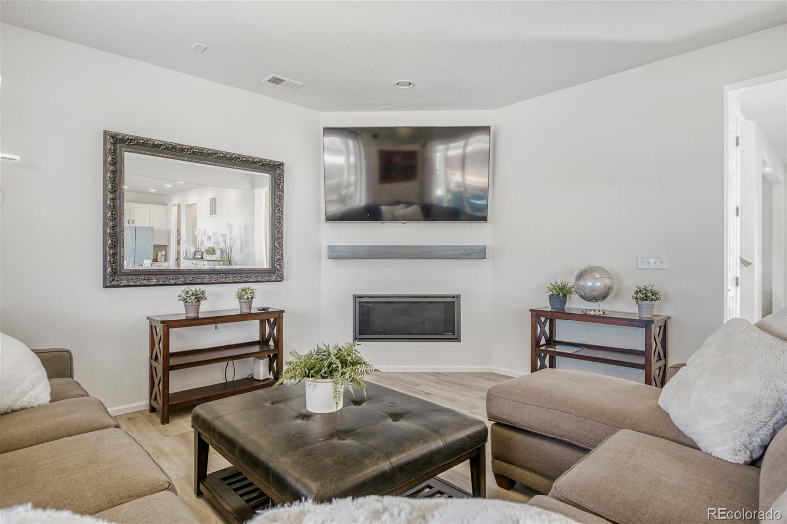 MLS Image #4 for 12550  poplar street,thornton, Colorado