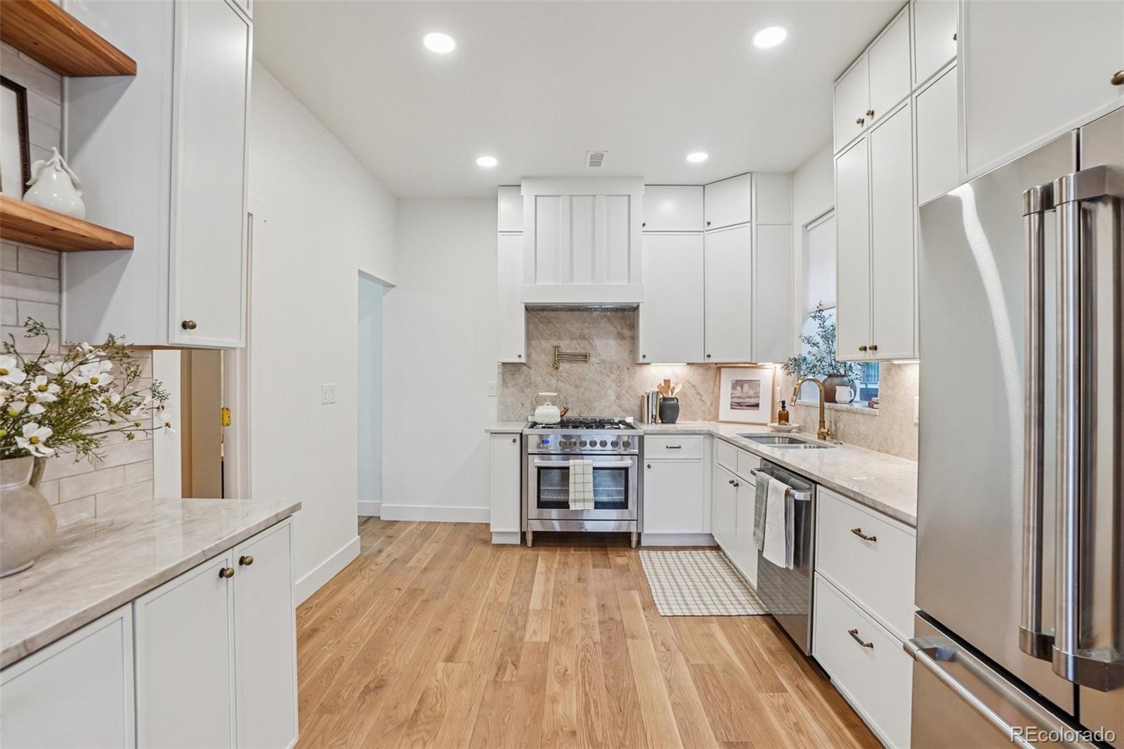 MLS Image #16 for 1331  cook street,denver, Colorado