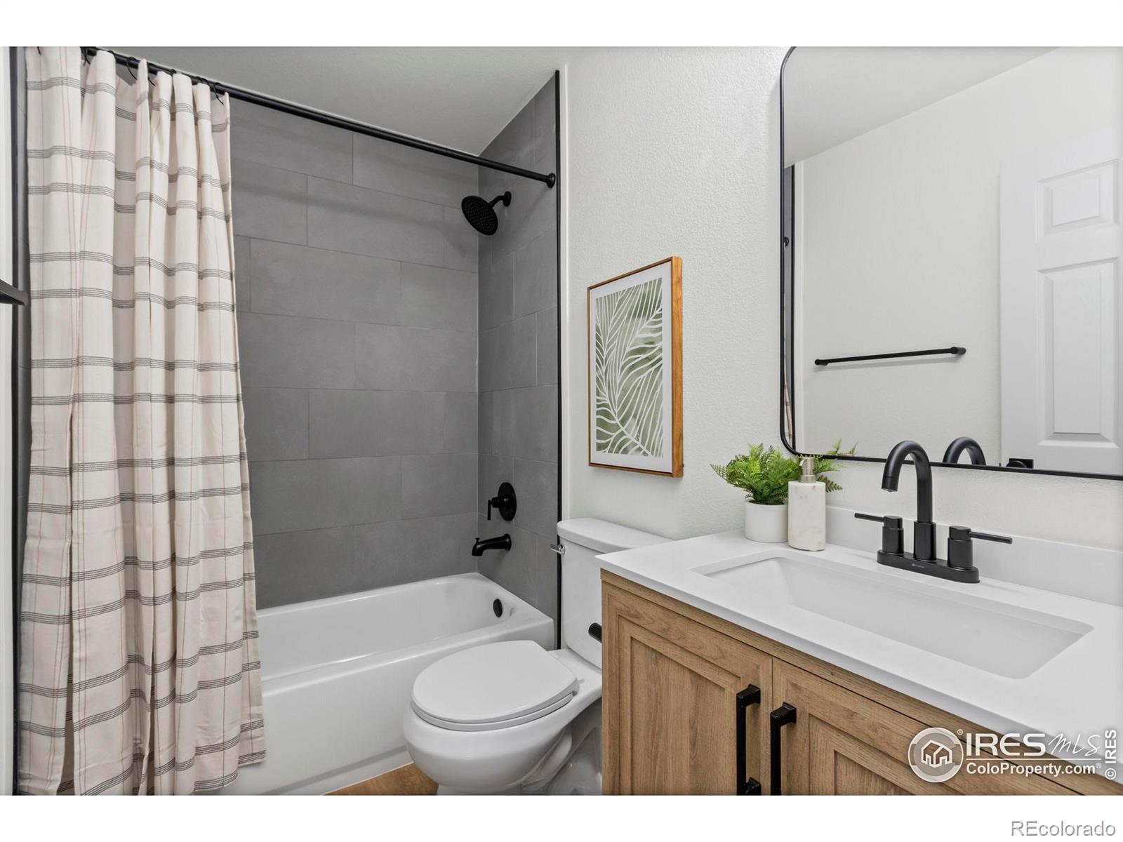 MLS Image #15 for 1724  twin lakes circle,loveland, Colorado