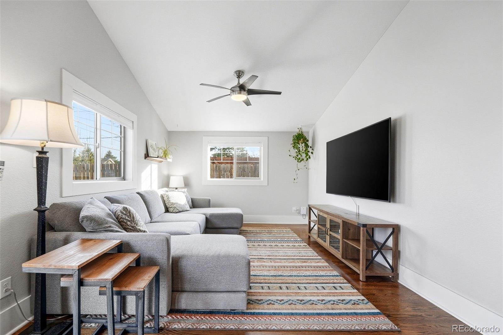MLS Image #10 for 980  elm street,denver, Colorado