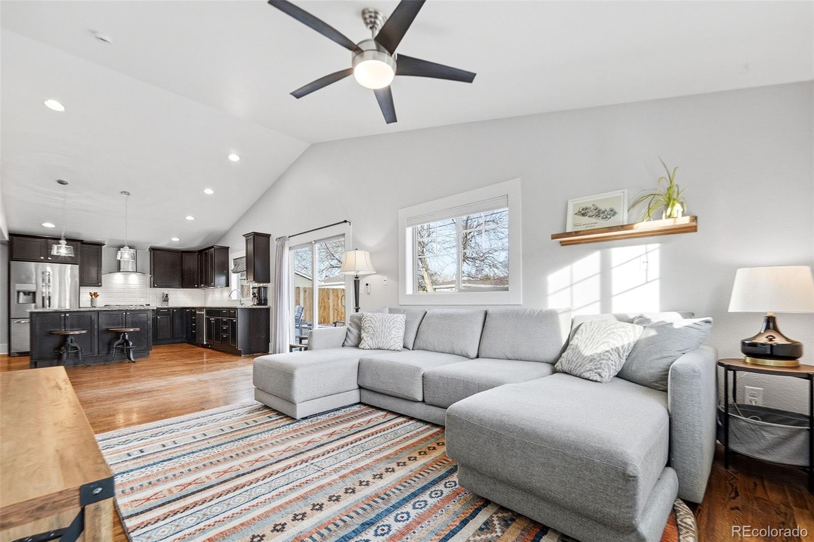 MLS Image #11 for 980  elm street,denver, Colorado