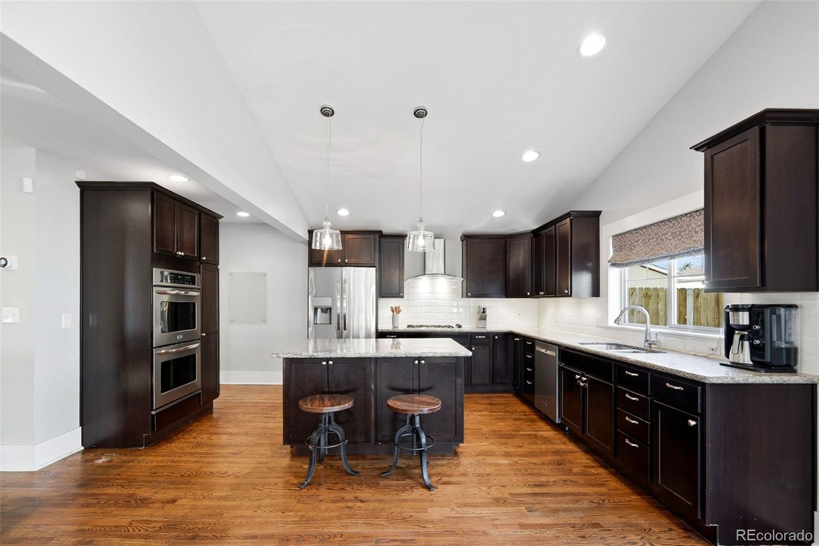 MLS Image #13 for 980  elm street,denver, Colorado