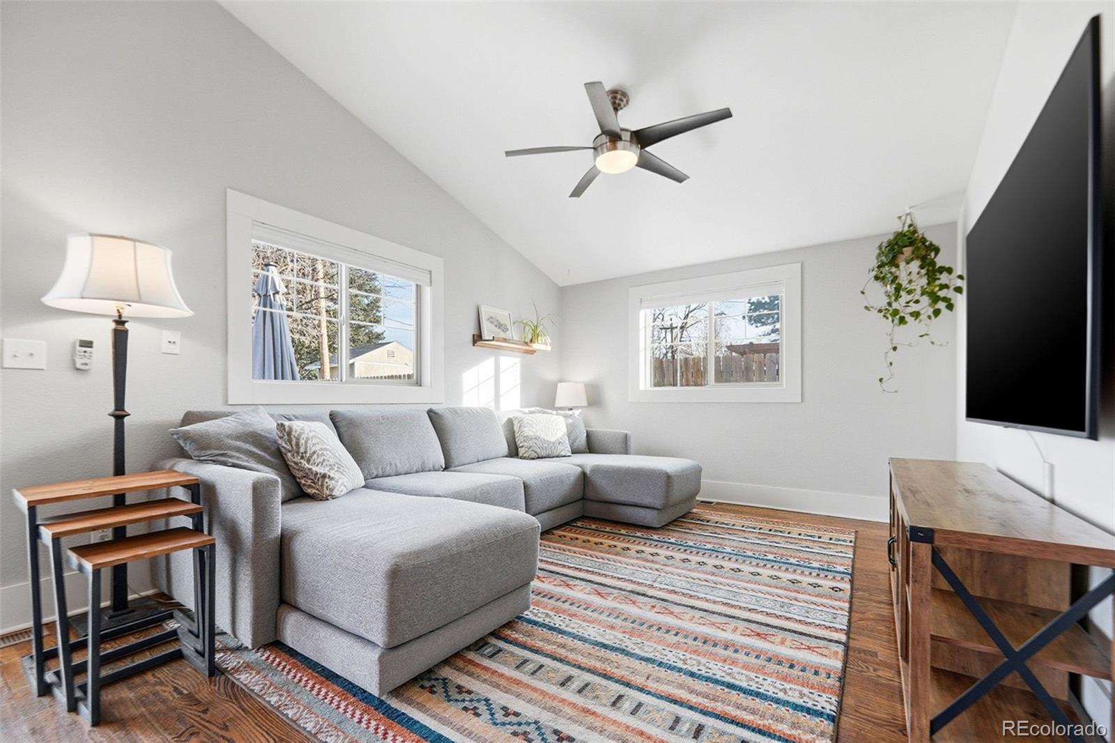 MLS Image #2 for 980  elm street,denver, Colorado