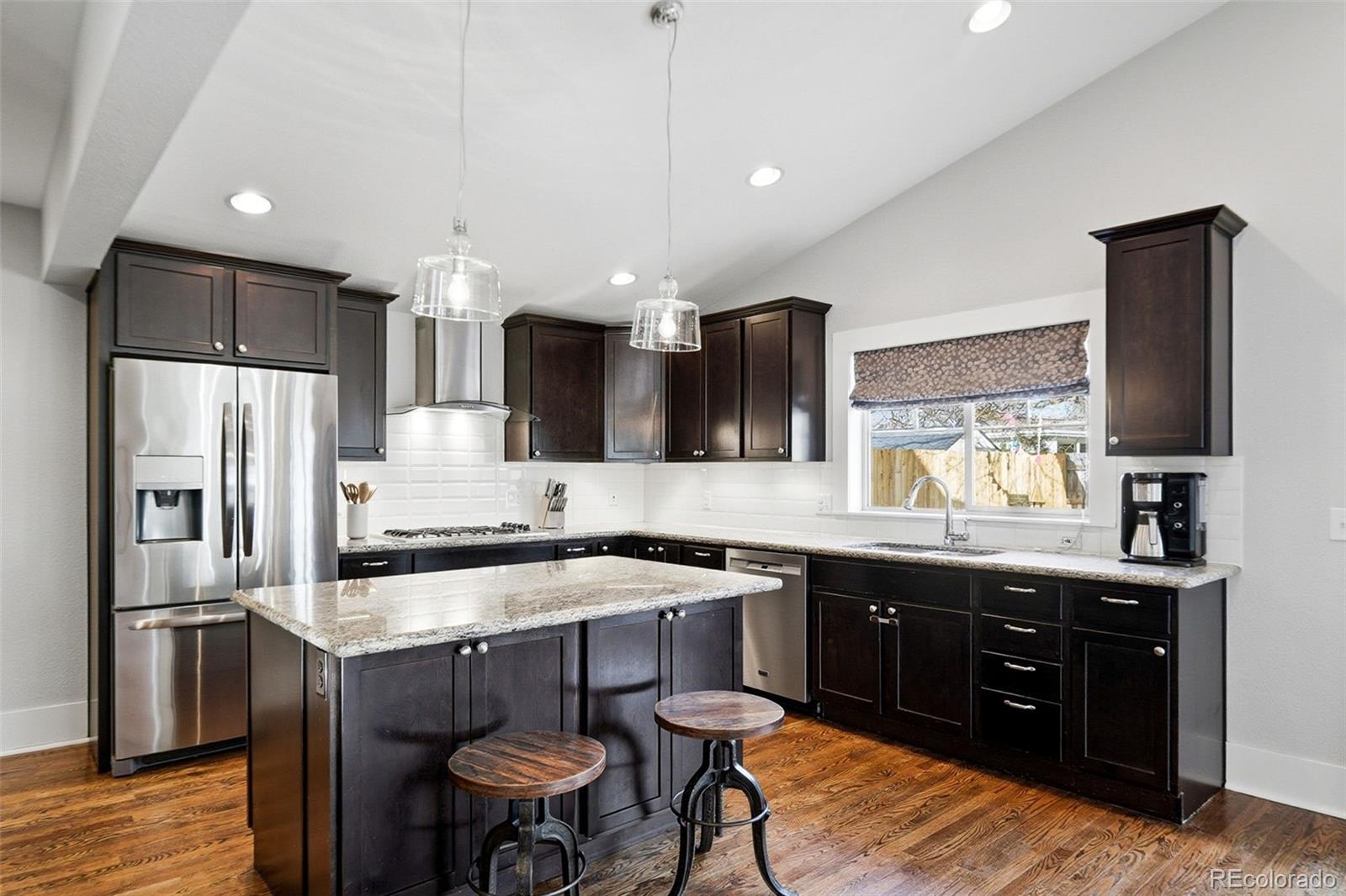 MLS Image #3 for 980  elm street,denver, Colorado