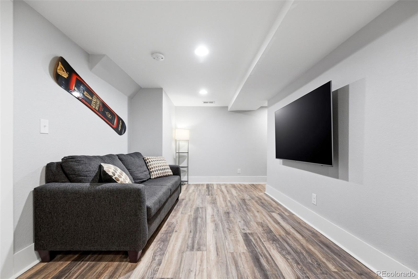 MLS Image #30 for 980  elm street,denver, Colorado