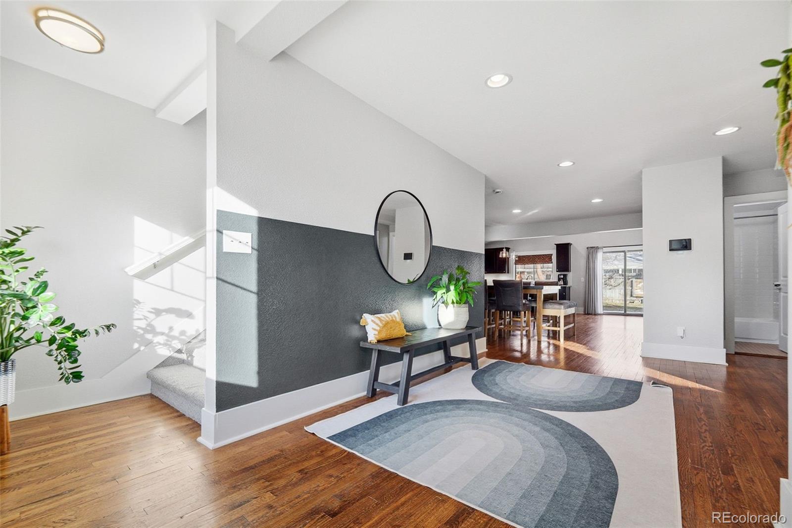 MLS Image #7 for 980  elm street,denver, Colorado