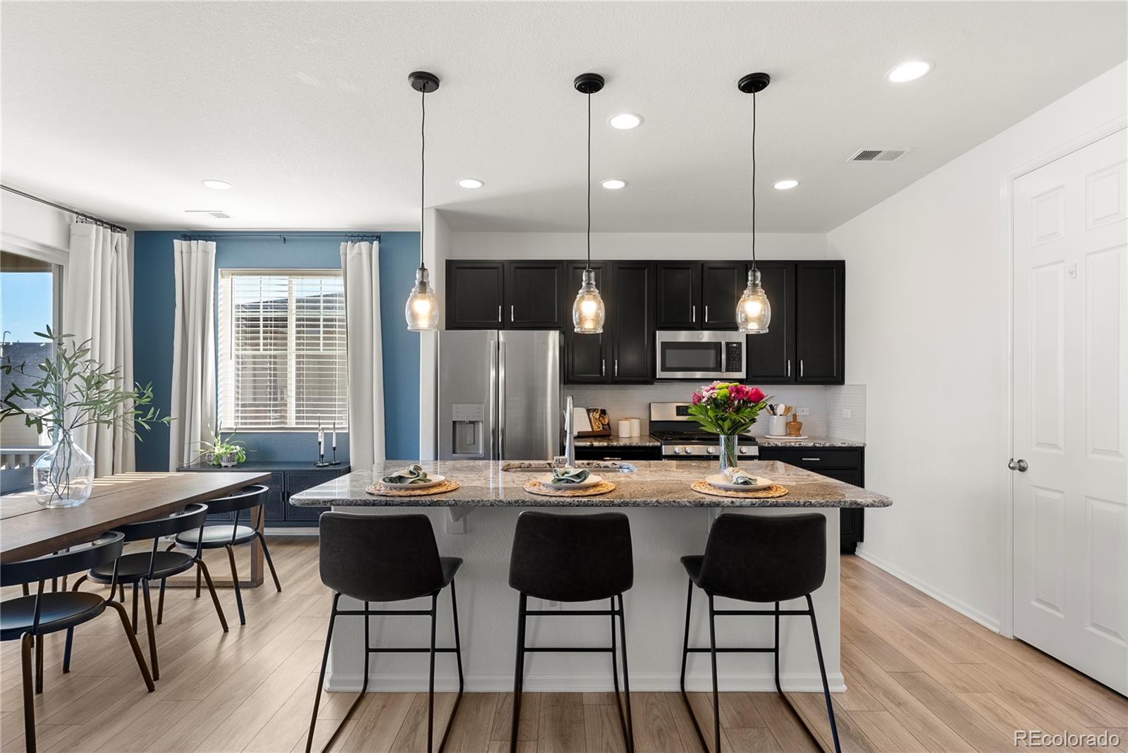 MLS Image #3 for 9624  bellaire lane,thornton, Colorado