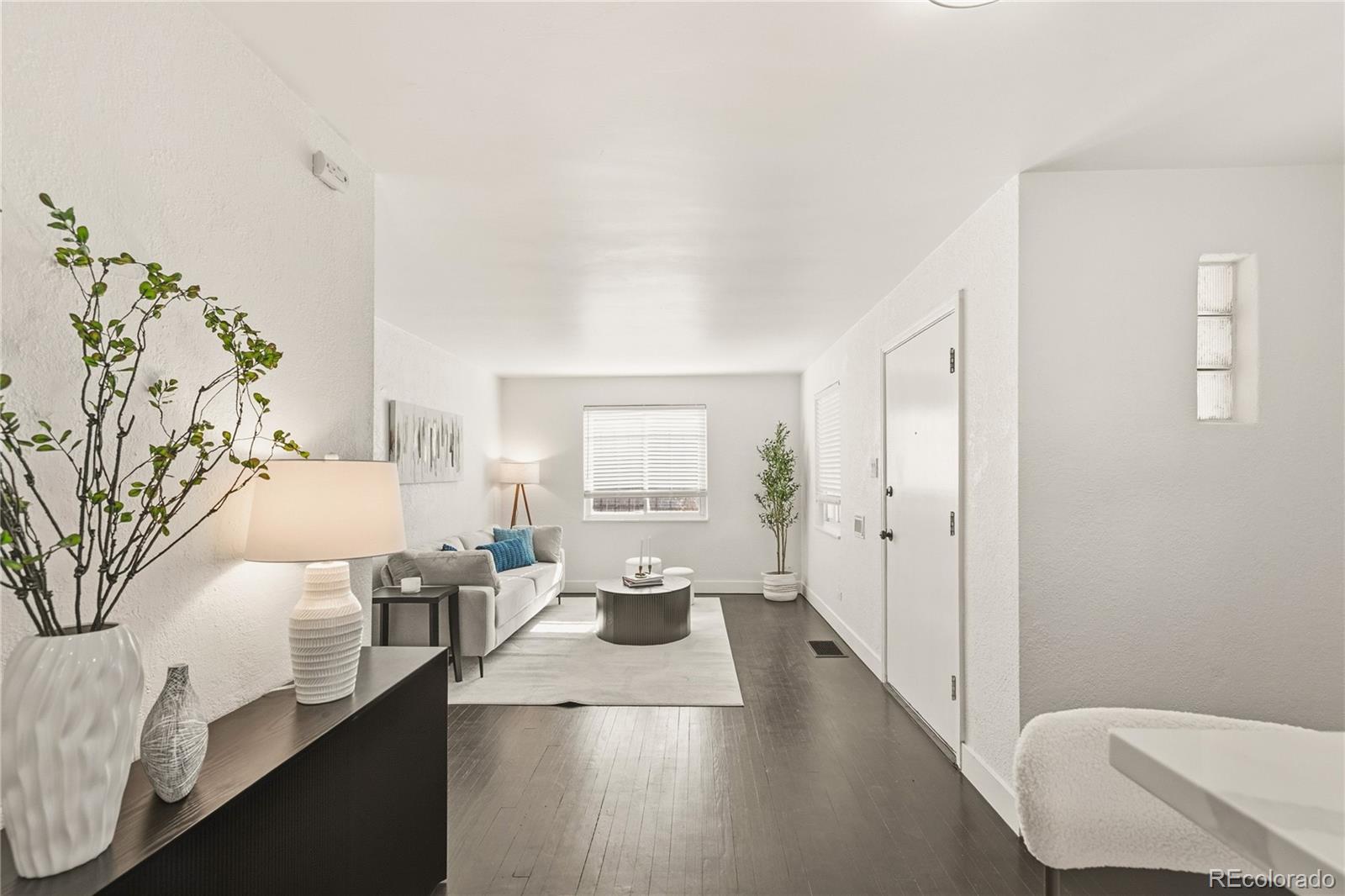 MLS Image #14 for 740 s eliot street,denver, Colorado