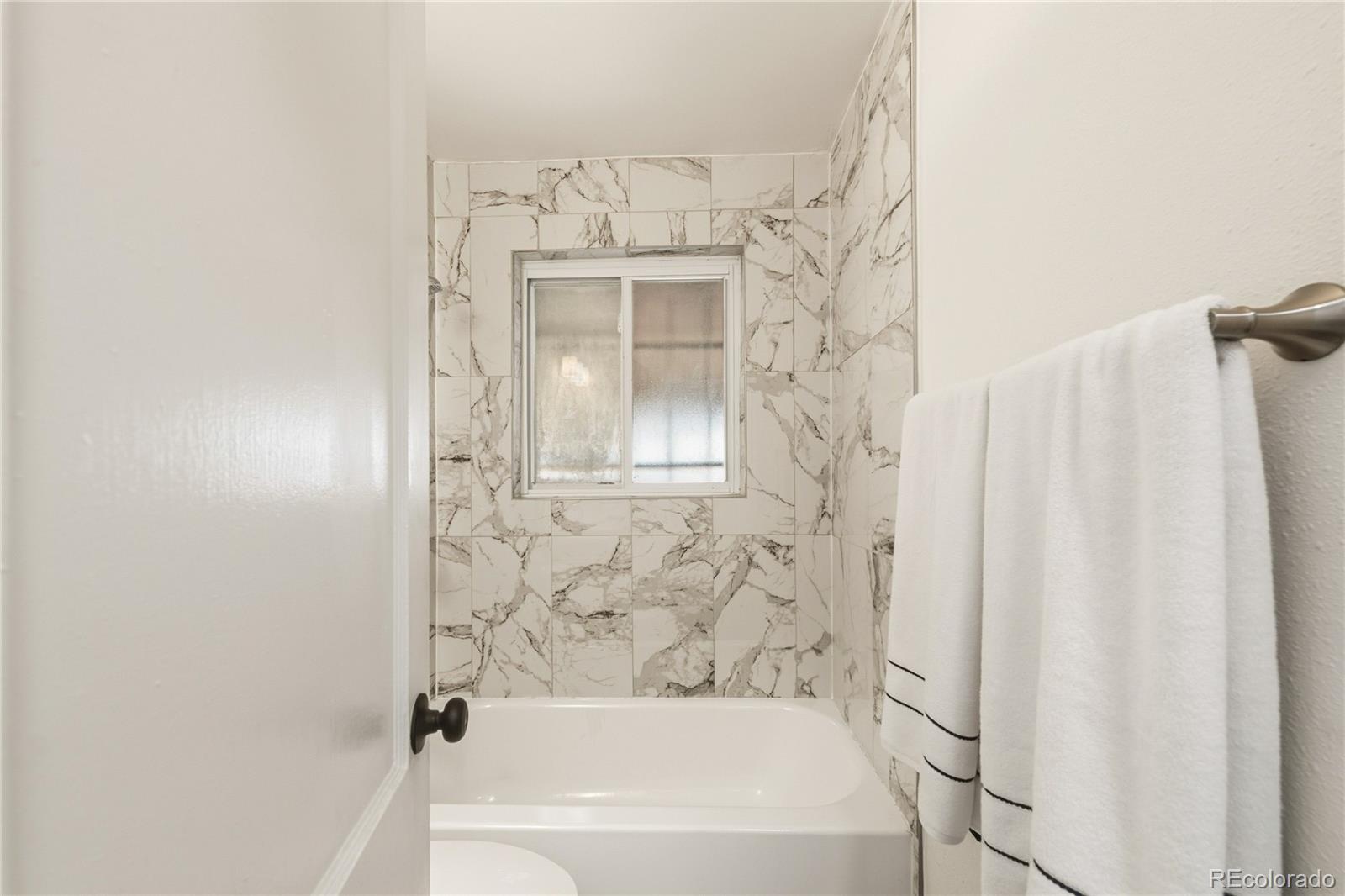 MLS Image #18 for 740 s eliot street,denver, Colorado