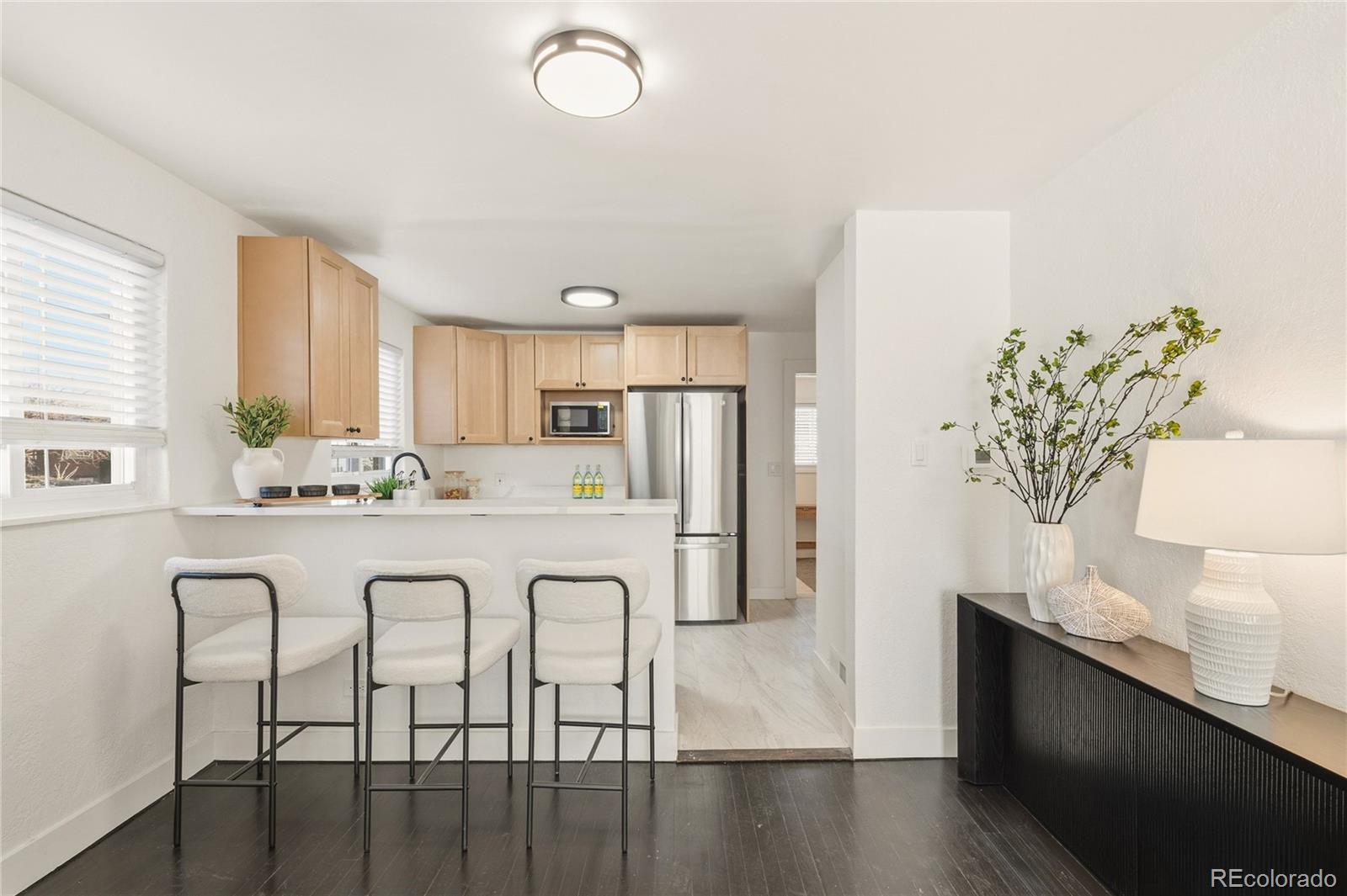MLS Image #4 for 740 s eliot street,denver, Colorado