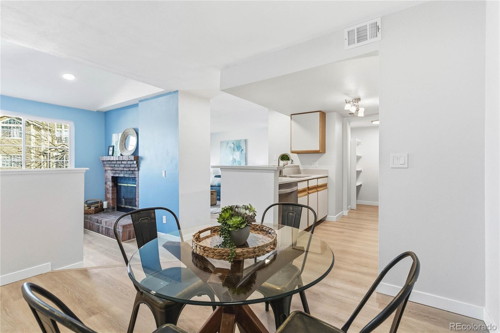 MLS Image #3 for 4760 s wadsworth boulevard,littleton, Colorado