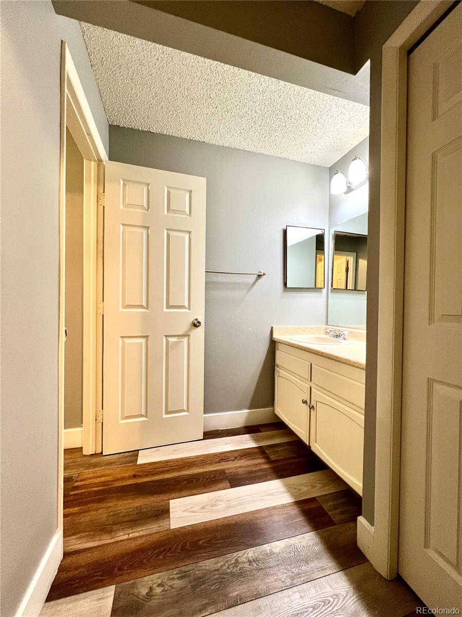 MLS Image #10 for 14437 e 1st drive b04,aurora, Colorado