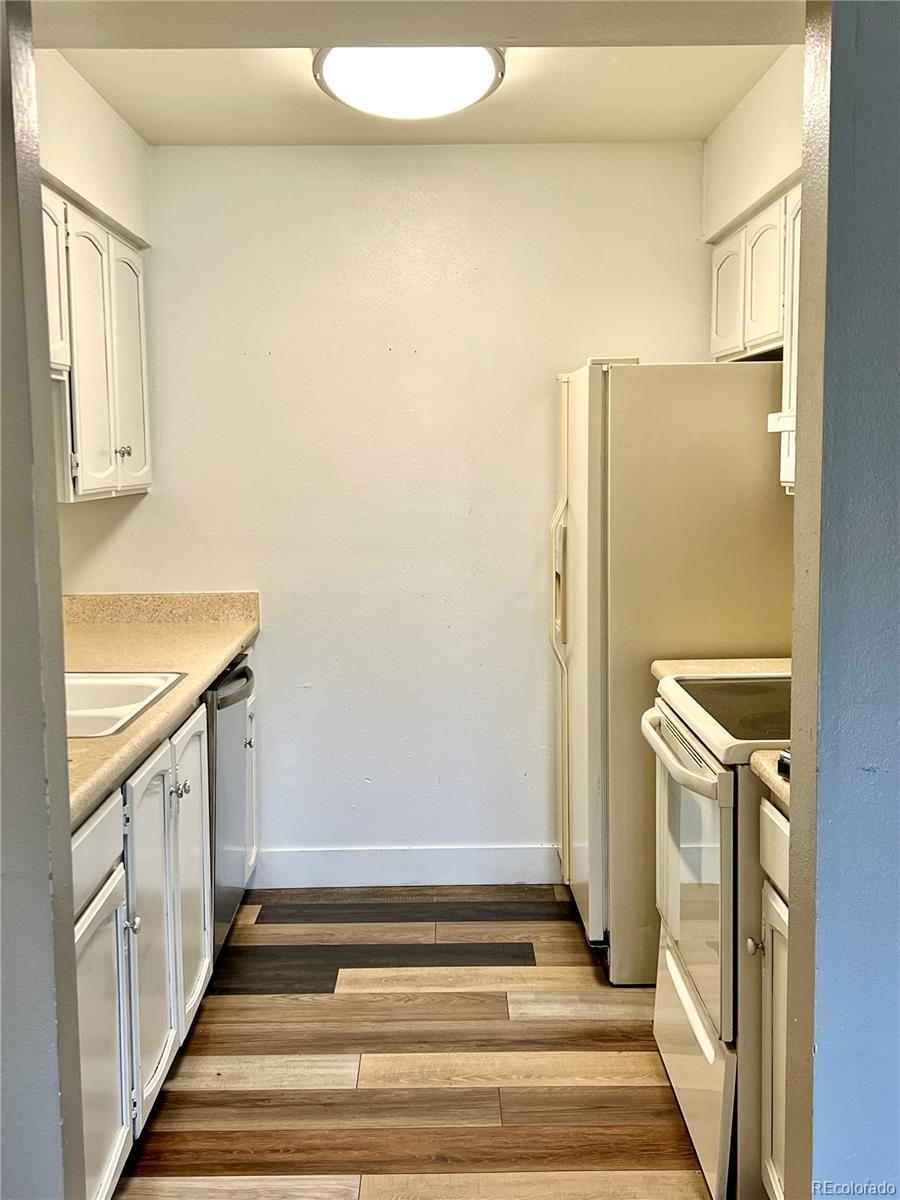 MLS Image #5 for 14437 e 1st drive b04,aurora, Colorado