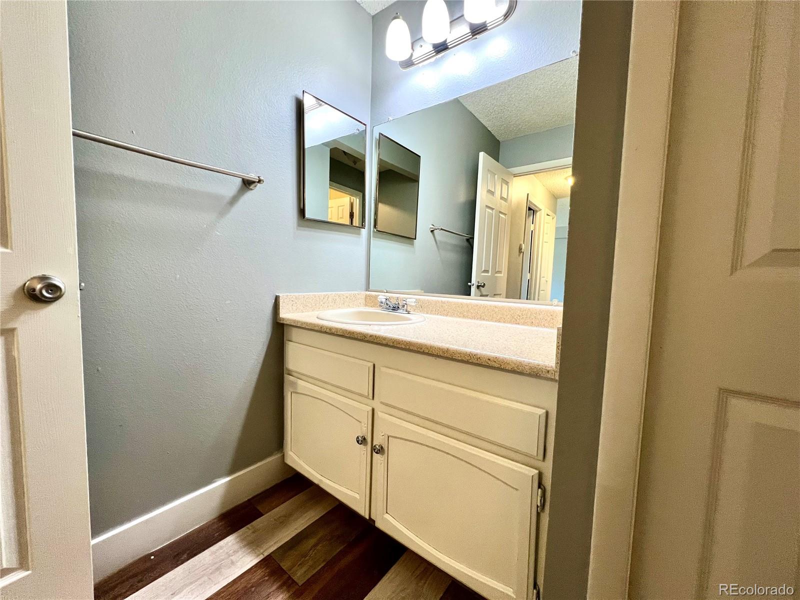 MLS Image #9 for 14437 e 1st drive b04,aurora, Colorado