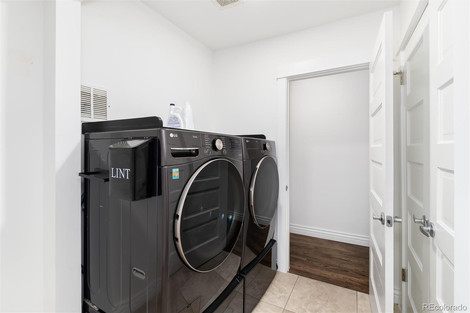 MLS Image #32 for 1106  steele street,denver, Colorado