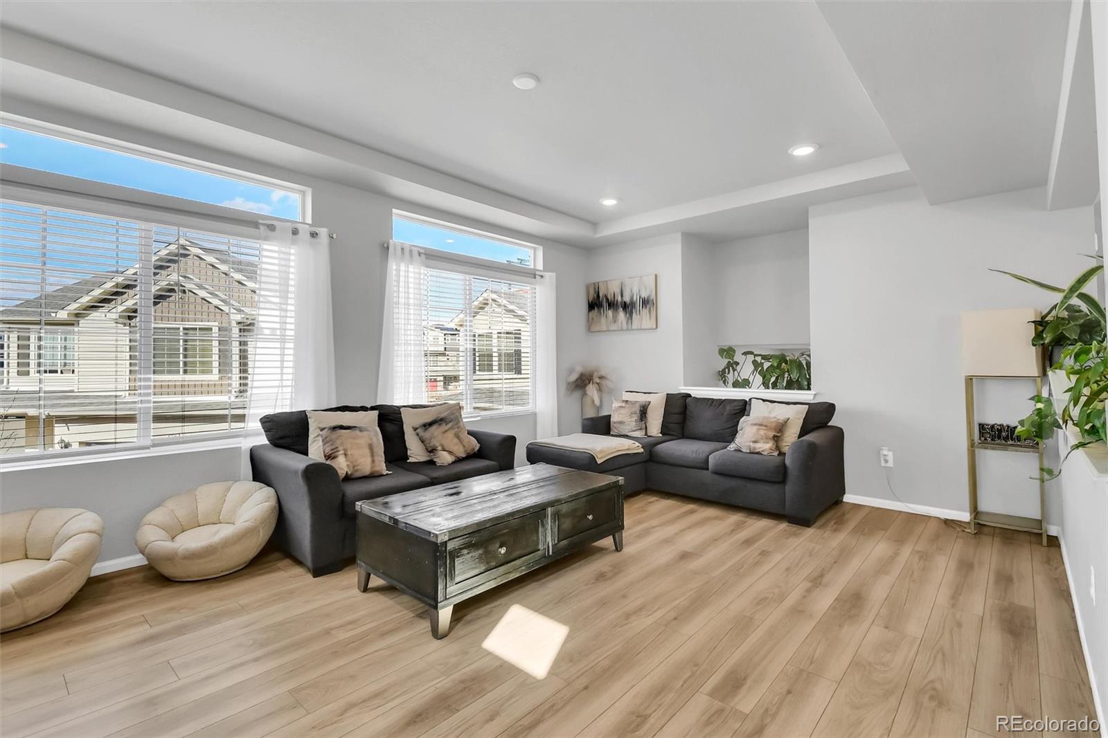 MLS Image #2 for 4590 n quemoy street,aurora, Colorado