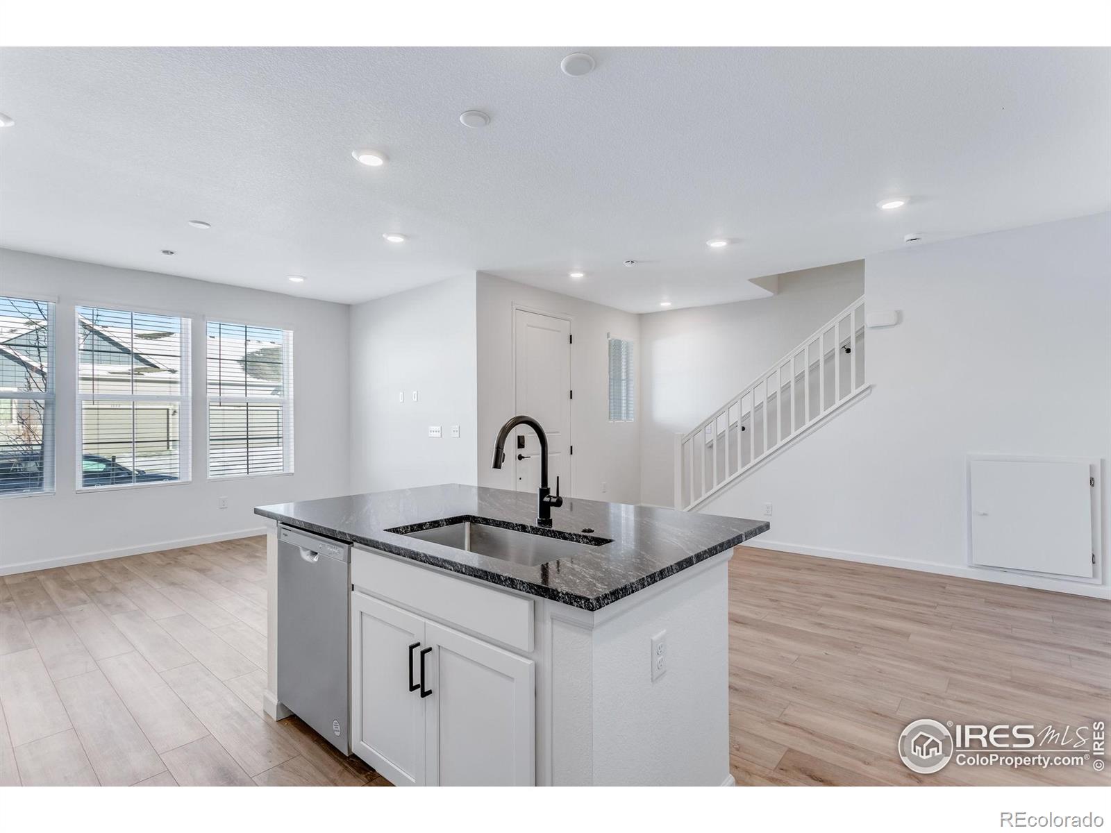 MLS Image #14 for 1761  mount meeker avenue,berthoud, Colorado