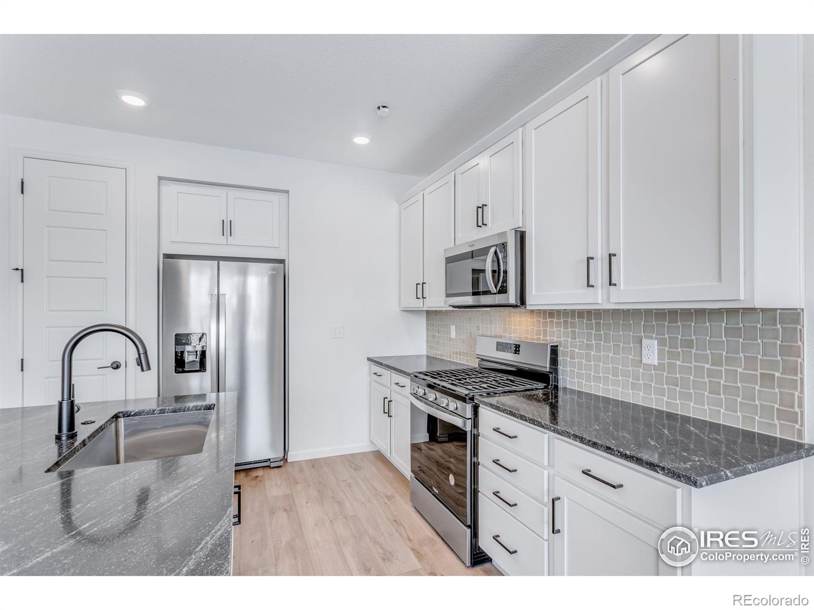 MLS Image #16 for 1761  mount meeker avenue,berthoud, Colorado
