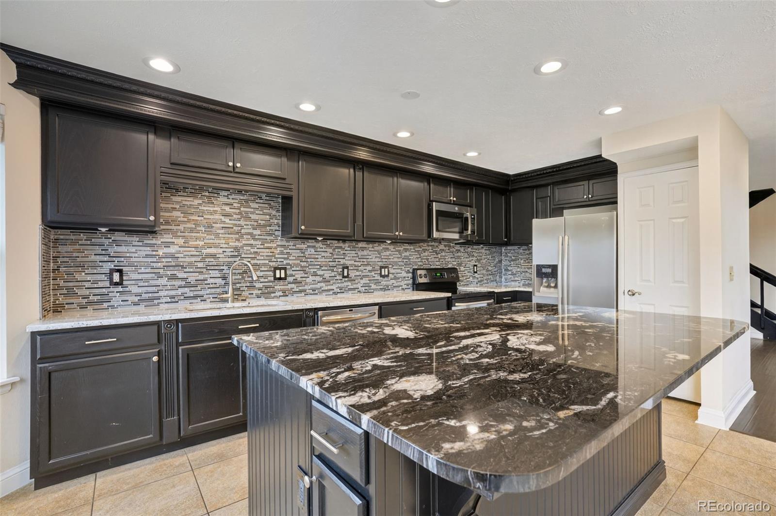 MLS Image #15 for 8222 s gaylord court,centennial, Colorado