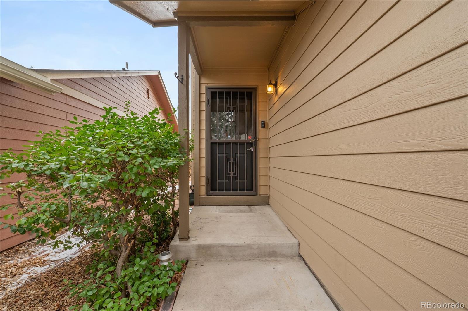 MLS Image #2 for 8222 s gaylord court,centennial, Colorado