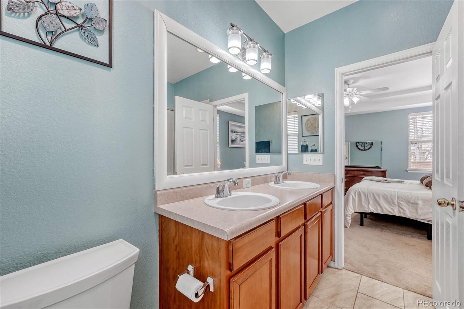 MLS Image #15 for 25029 e 3rd place,aurora, Colorado