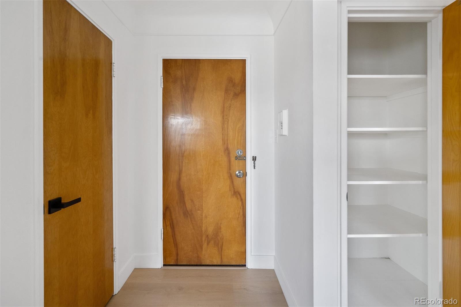 MLS Image #10 for 1175 n emerson street 212,denver, Colorado