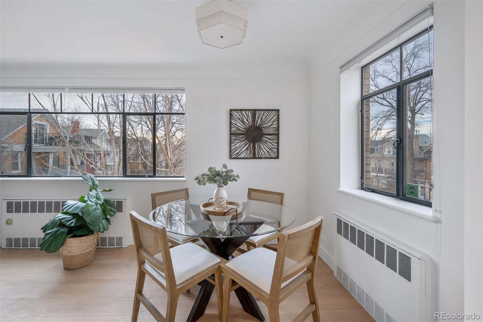 MLS Image #5 for 1175 n emerson street 212,denver, Colorado