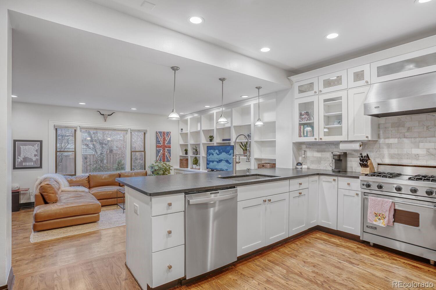 MLS Image #13 for 2209  ash street,denver, Colorado