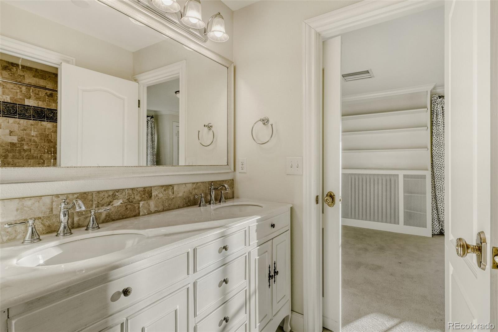 MLS Image #30 for 1944  hudson street,denver, Colorado