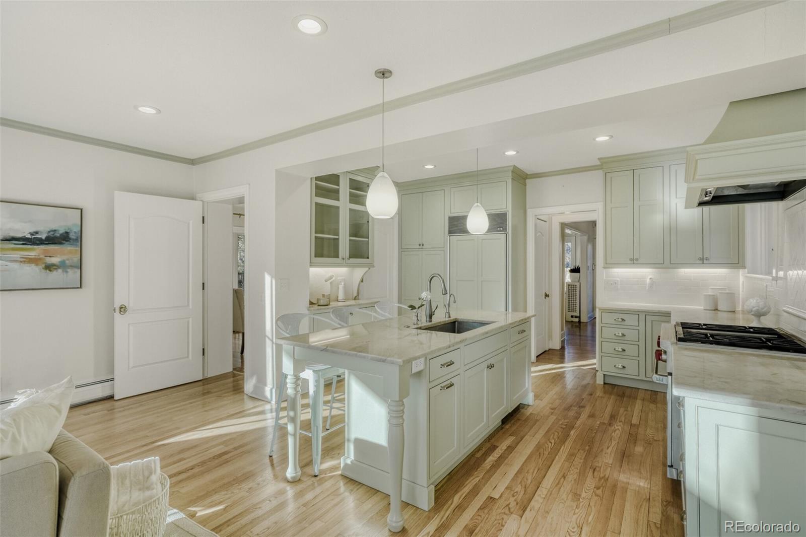 MLS Image #7 for 1944  hudson street,denver, Colorado