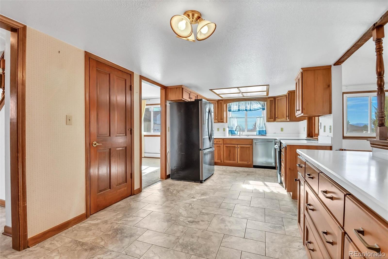 MLS Image #11 for 7528  queen circle,arvada, Colorado