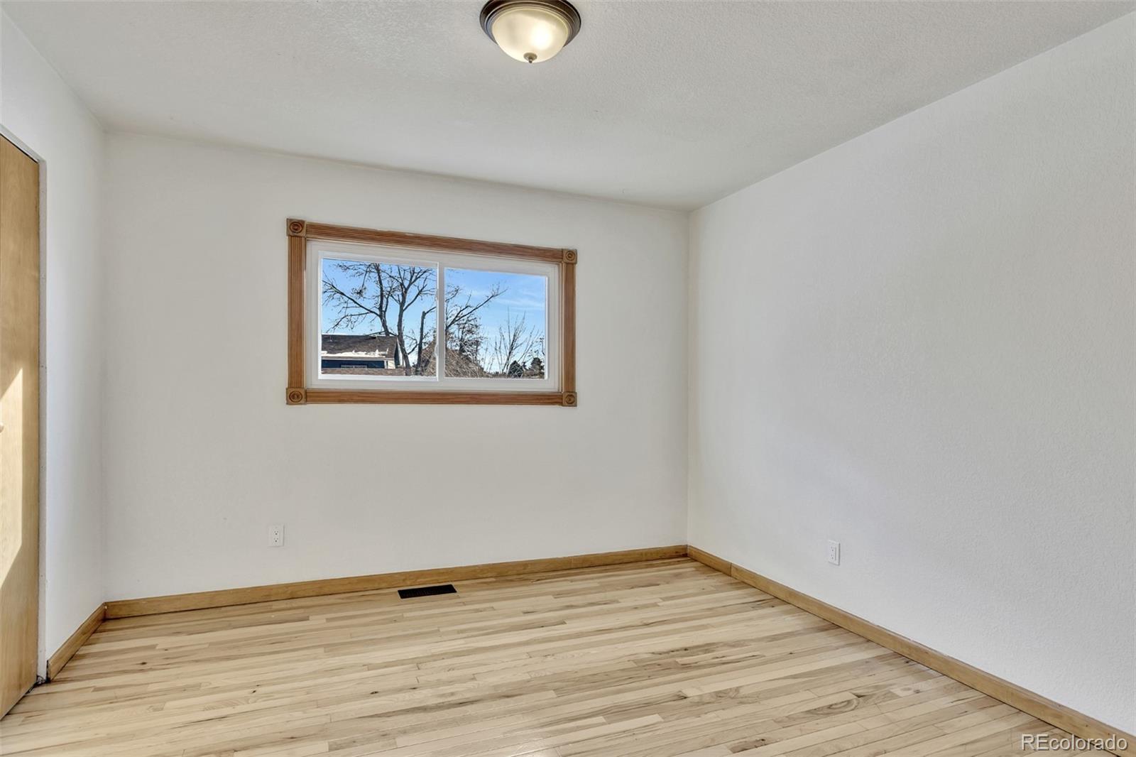 MLS Image #10 for 16102 e colorado avenue,aurora, Colorado