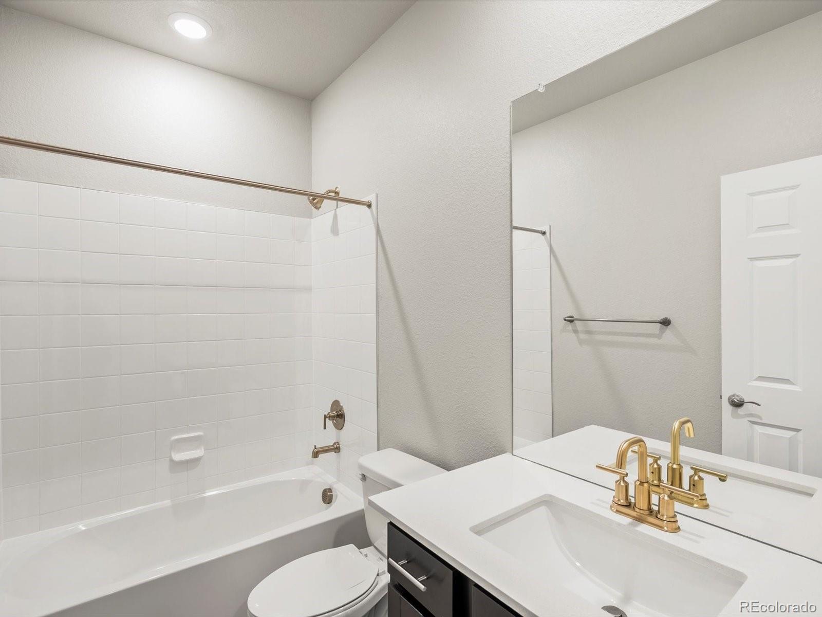MLS Image #14 for 1625  yampa river drive,windsor, Colorado