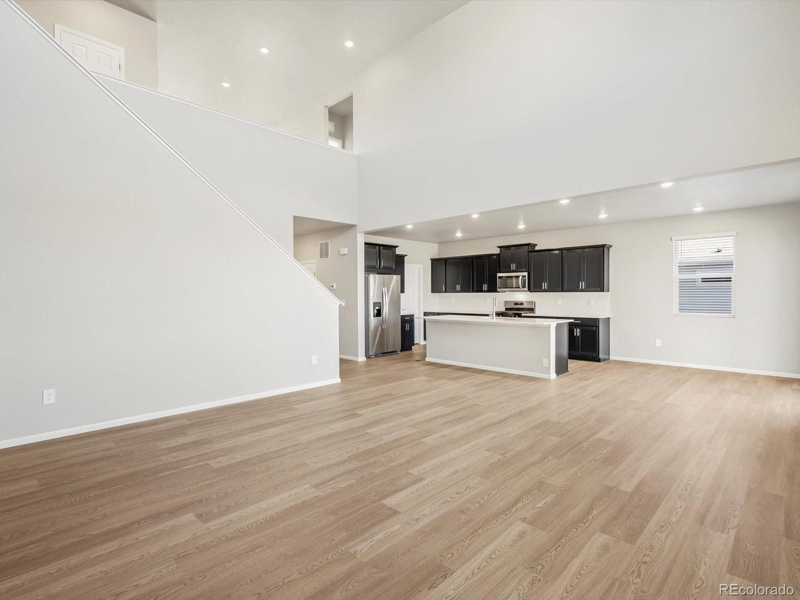 MLS Image #4 for 1625  yampa river drive,windsor, Colorado