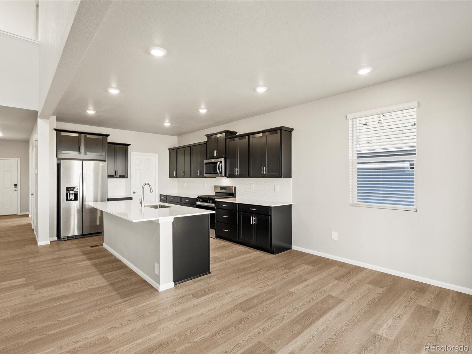 MLS Image #5 for 1625  yampa river drive,windsor, Colorado
