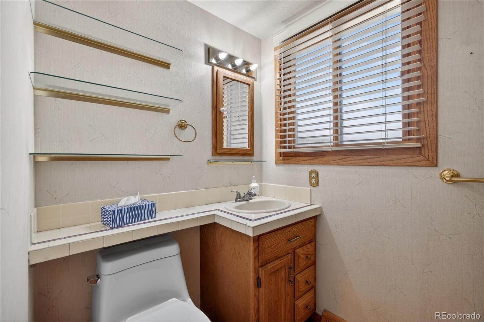 MLS Image #19 for 12558 w maryland place,lakewood, Colorado